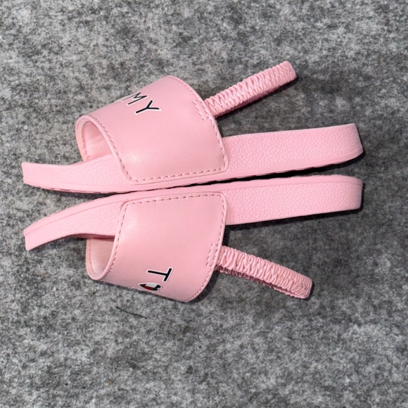 Tommy Hilfiger Kids Slingback Logo Slide‎ in Almond Blossom- Sz 8 - Picture 8 of 9